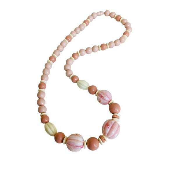 Vintage Avon Necklace Pink / Cream Beads 26" Long Retro Accessory - Picture 3 of 11